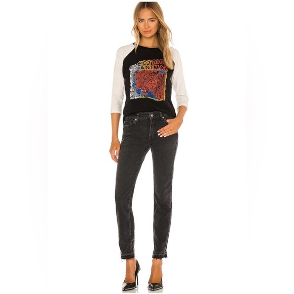 We The Free Denim - We The Free Cuffed Slim Boyfriend Jean in Faded Black Raw Hem Size 29